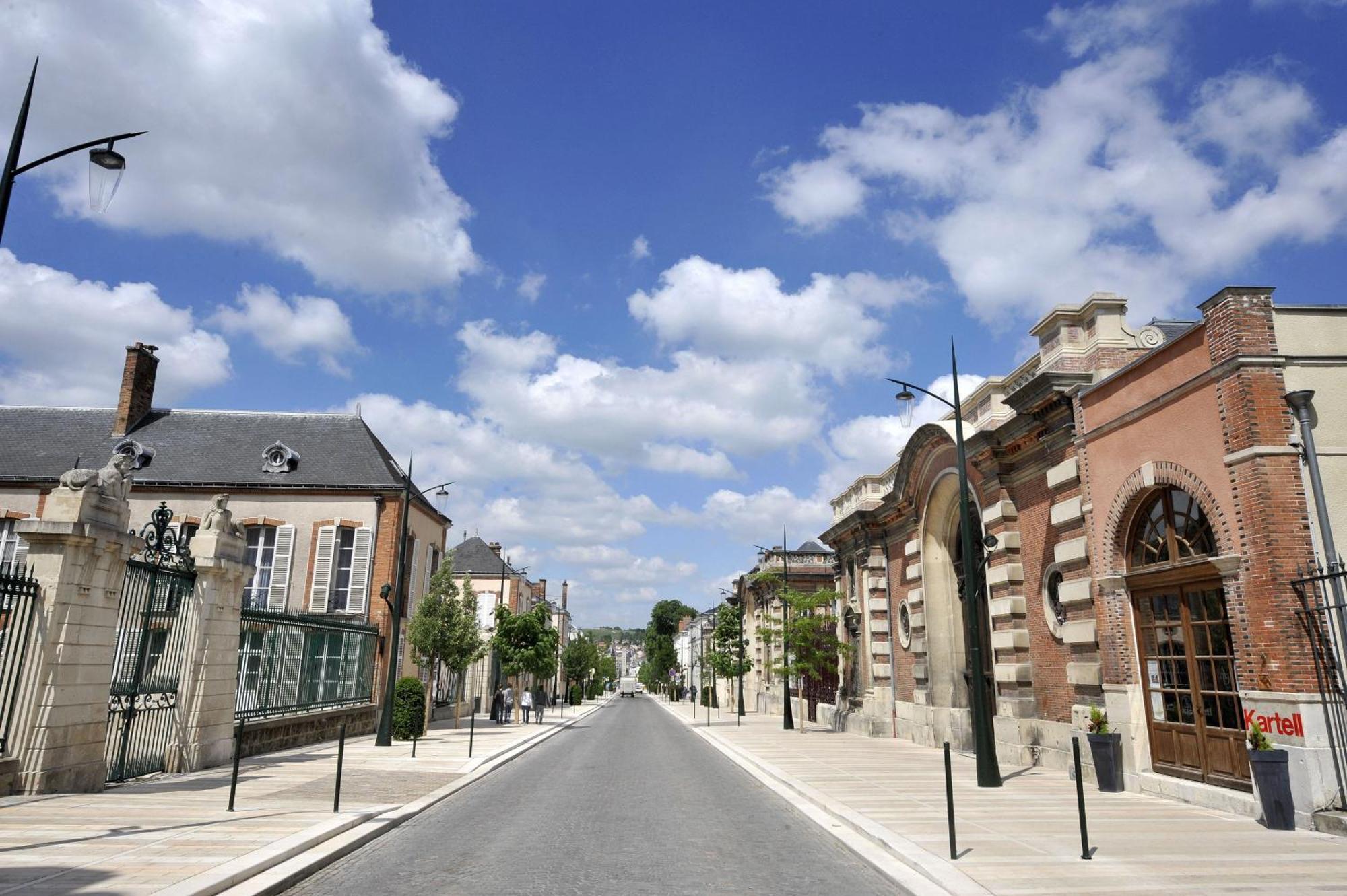 Le Cubry : Appart Hyper-Centre Avec Une Place De Parking Épernay Buitenkant foto